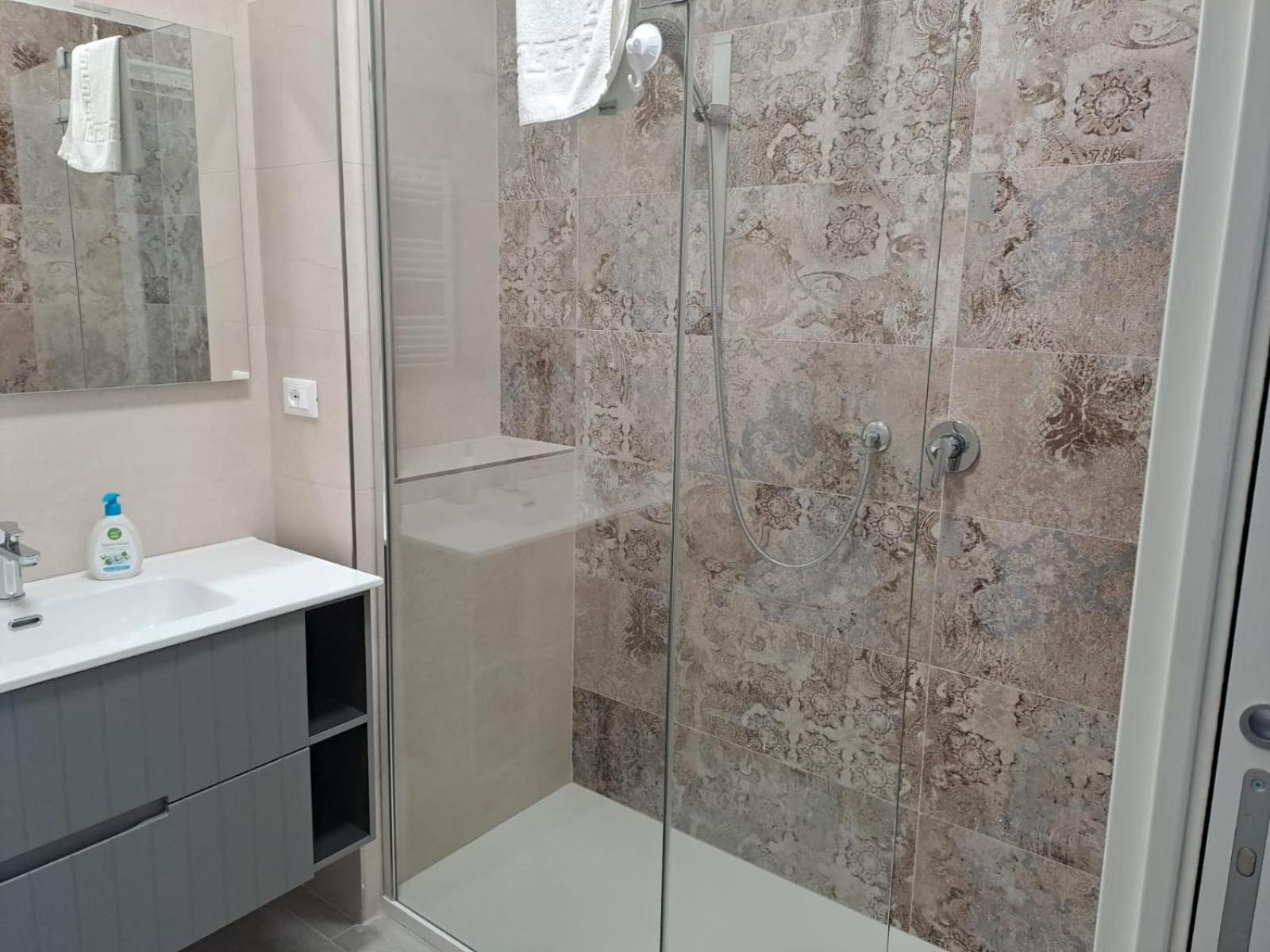 La Suite Чивитанова Марке Екстериор снимка