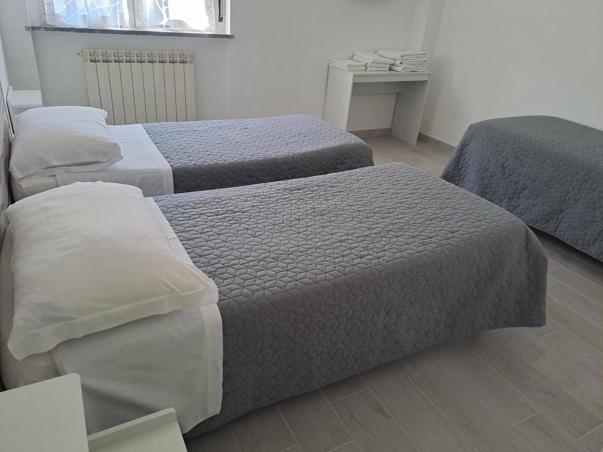 La Suite Чивитанова Марке Екстериор снимка