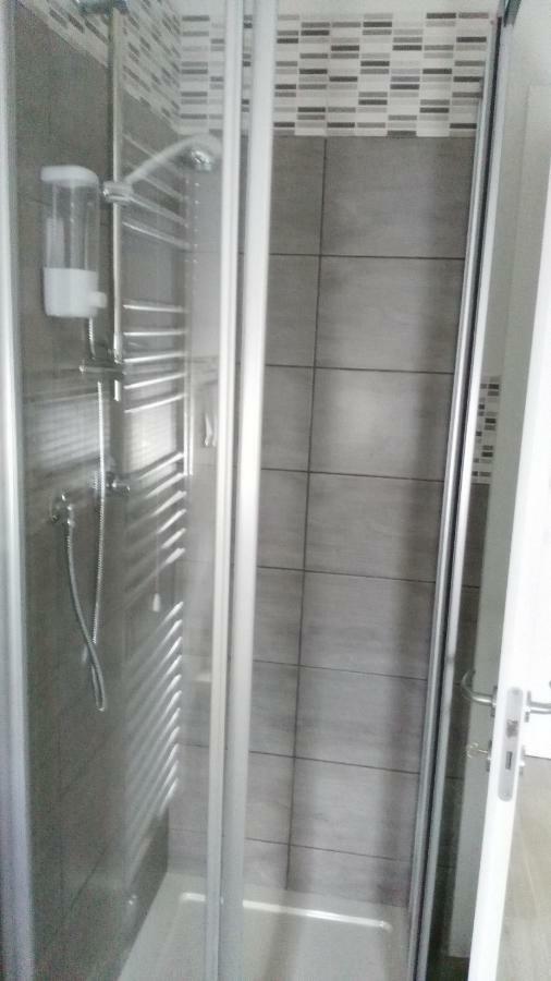 La Suite Чивитанова Марке Екстериор снимка